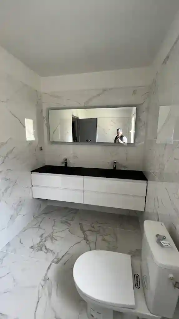 Rénovation salle de bain complète avec douche italienne